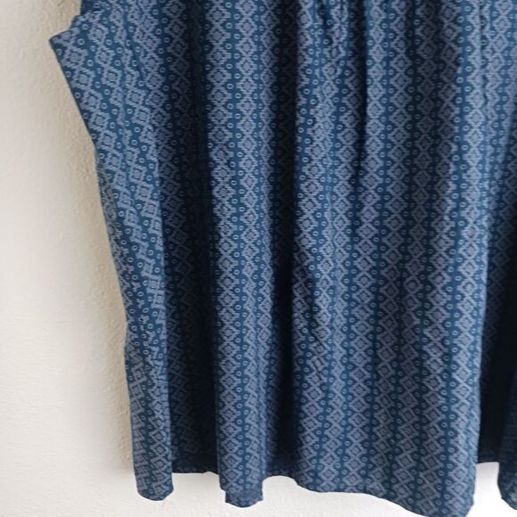 Izod short sleeve indigo yourneys blue printes blouse size 3X - Picture 7 of 8